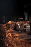 Hongyuan Weilu Nomadic Luxury Camp