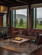 Hongyuan Weilu Nomadic Luxury Camp