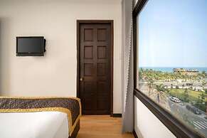 Zenta Sea View Hotel