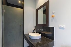 Renovated3BR Pool Villa Near Beach V234