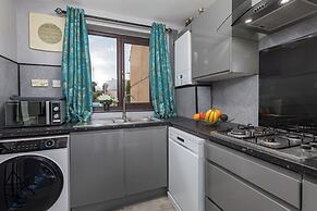 House -sleeps 8, Parking, Suitable for Contractors