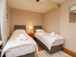 Stone & Fleece Cottage