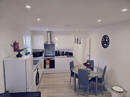 FC Platinum Accommodation LTD