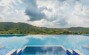 Nanda Hill Resorts