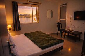 Hotel Shree Lok