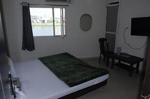 Hotel Shree Lok