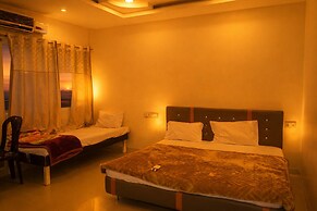 Hotel Shree Lok