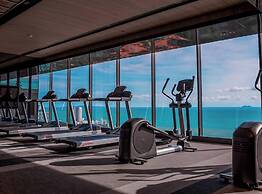 2 Bed Room Sea View High Floor Luxury Accomodation