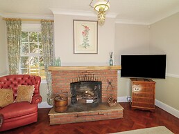 Larkspur Cottage
