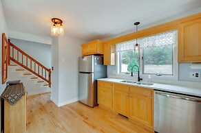 Mtn Views, On-site Trails! Spacious Bartlett Home