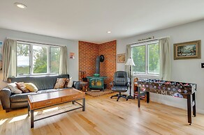 Mtn Views, On-site Trails! Spacious Bartlett Home