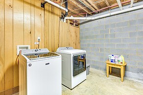 2 Mi to Downtown Monroe: Quiet Apt w/ Patio