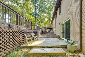 2 Mi to Downtown Monroe: Quiet Apt w/ Patio