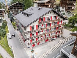 Alpin Bijou bei der Bergbahn