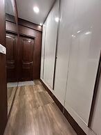 HomiStay - 3BHK