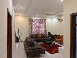 EROCK APARTMENT