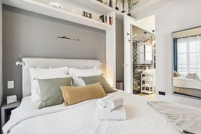 Cozy 1BR near Champ de Mars & Seine