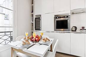 Cozy 1BR near Champ de Mars & Seine