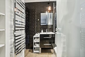 Cozy 1BR near Champ de Mars & Seine
