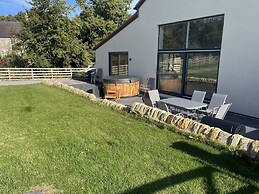 1 New Dairy Barn