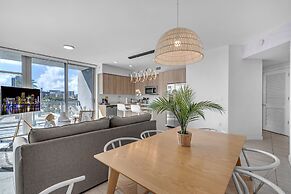 Luxe Condos - Miami Design District