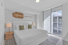 Luxe Condos - Miami Design District