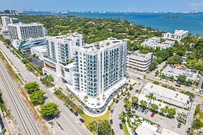 Luxe Condos - Miami Design District
