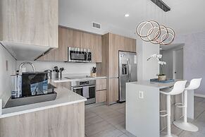 Luxe Condos - Miami Design District