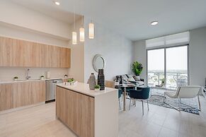 Luxe Condos - Miami Design District