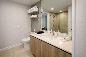 Luxe Condos - Miami Design District