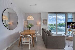 Luxe Condos - Miami Design District