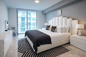 Luxe Condos - Miami Design District