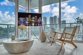 Luxe Condos - Miami Design District