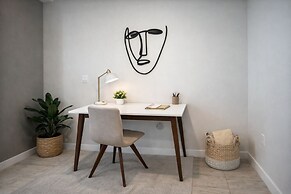Luxe Condos - Miami Design District