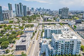 Luxe Condos - Miami Design District