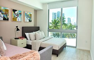 Luxe Condos - Miami Design District