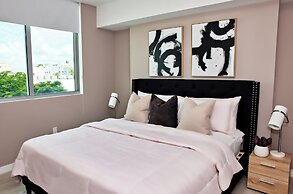 Luxe Condos - Miami Design District