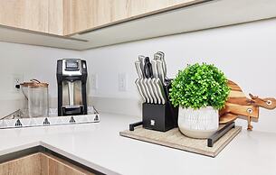 Luxe Condos - Miami Design District