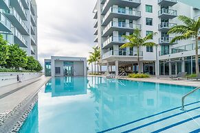Luxe Condos - Miami Design District