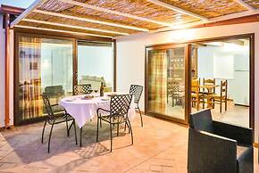 Dune Giardino With 3 Bedrooms and 1 Bathrooms