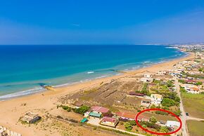 Dune Giardino With 3 Bedrooms and 1 Bathrooms