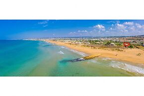 Dune Giardino With 3 Bedrooms and 1 Bathrooms