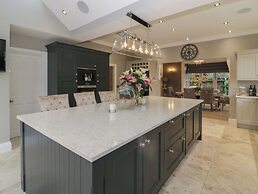 Ten Gables