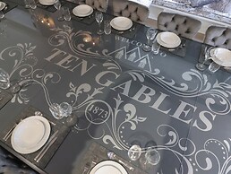 Ten Gables