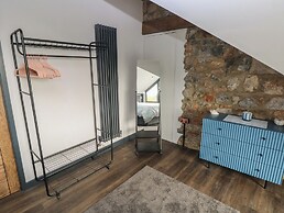 11 Brython Place