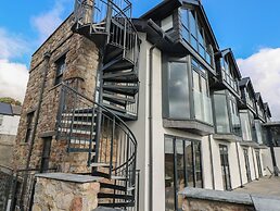 9 Brython Place