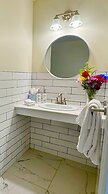 Nova Hotel JFK
