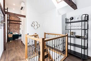 Toompea Castle 2-Storey Unique Apartment