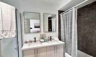 Bentley Commons Fallsview Towns