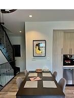Bentley Commons Fallsview Towns